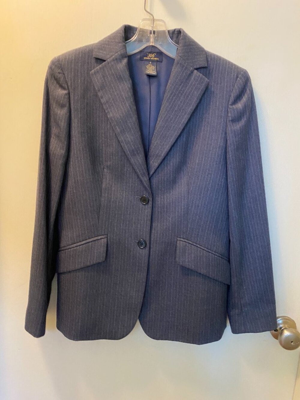 Brooks Brothers 346 Navy Pinstripe Wool Blazer Size 4 Career Jacket